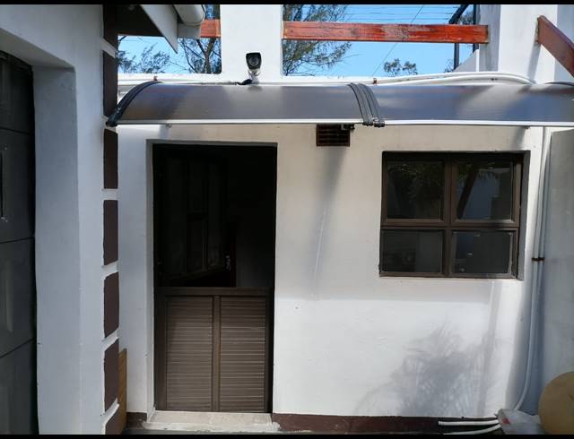 2 BEDROOM HOUSE FOR SALE IN MEREBANK EAST
